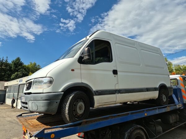 https://opisto-prod-pic.opisto.s3.eu-west-1.bso.st/6156/vhu_photo/2024/09/Vehicule-OPEL-MOVANOAPHASE1-2001-41034a818085a458c0adc5e944712aba45dc103b4a58c6f000801cca71010374_o.jpg