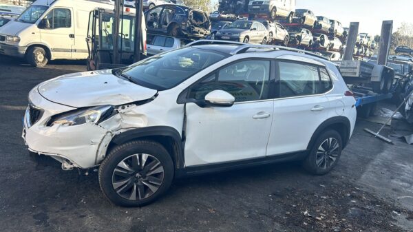 https://opisto-prod-pic.opisto.s3.eu-west-1.bso.st/6011/vhu_photo/2024/10/Vehicule-PEUGEOT-20081PHASE2-2018-f546122494467a3ff6f764c472c71c766b82d115bb9e97d455792851a288b5a8_o.jpg