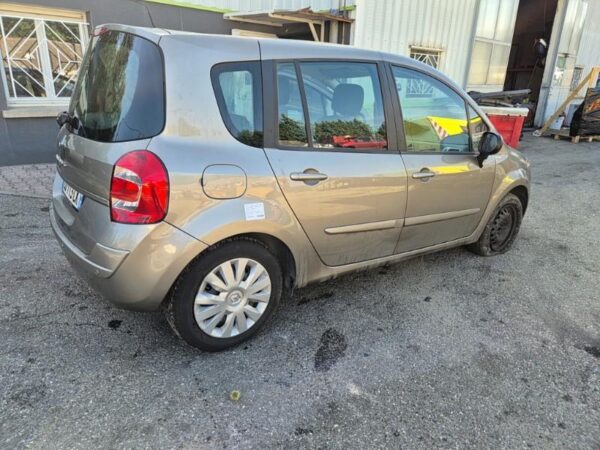 https://opisto-prod-pic.opisto.s3.eu-west-1.bso.st/6156/vhu_photo/2024/11/Vehicule-RENAULT-GRAND-MODUS-PHASE-2-1-1-2012-fbb90912e61d02e796e3cd58c8885ff4f56ae148162b72f73f130eda526b92d8_o.jpg