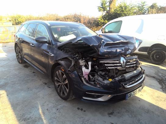 https://opisto-prod-pic.opisto.s3.eu-west-1.bso.st/6156/vhu_photo/2025/02/Vehicule-RENAULT-TALISMAN-BREAK-1-3-2021-f84855cb4e8213bba3c76e0952898f62eda484d19f9f7fc9f4236311a16804c5_o.jpeg