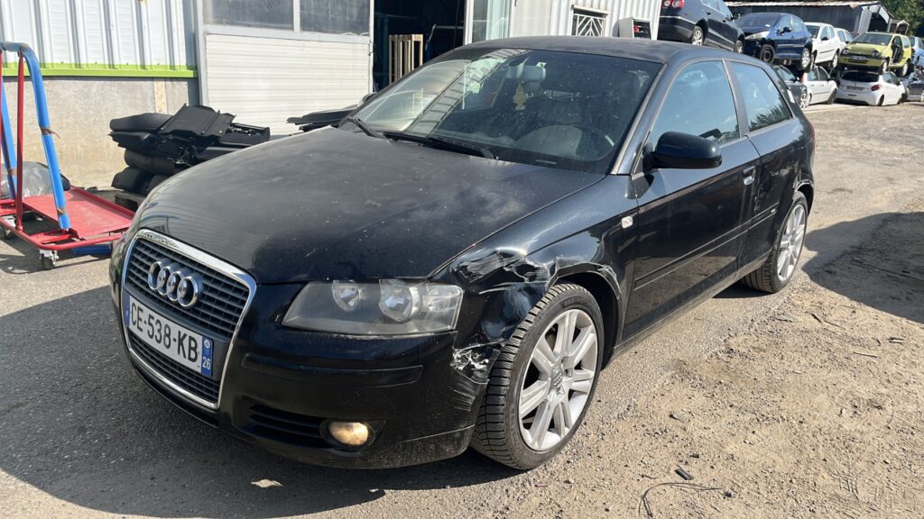 https://opisto-prod-pic.opisto.s3.eu-west-1.bso.st/6156/vhu_photo/2025/06/Vehicule-AUDI-A32PHASE1-2007-b93e6a1e5ba6267f0c59d91635e76c6adbccf7449c04e576b17f4b2c2eabd8dd_o.jpg