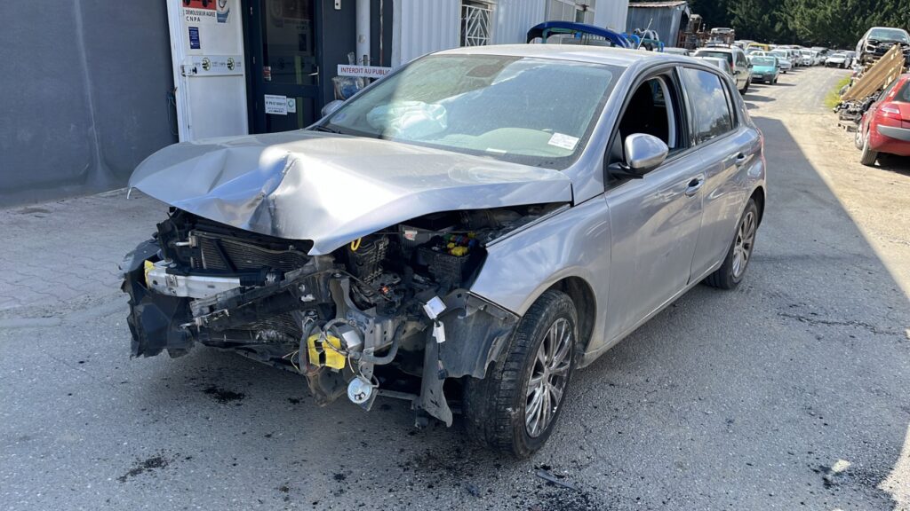 https://opisto-prod-pic.opisto.s3.eu-west-1.bso.st/6156/vhu_photo/2025/04/Vehicule-PEUGEOT-3082PHASE2-2018-a8878a6411f01e8626d2910a322fff4071cf2354583997327147d8e63762f9ec_o.jpg